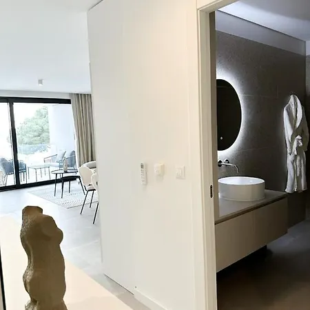 Sol Apartment *